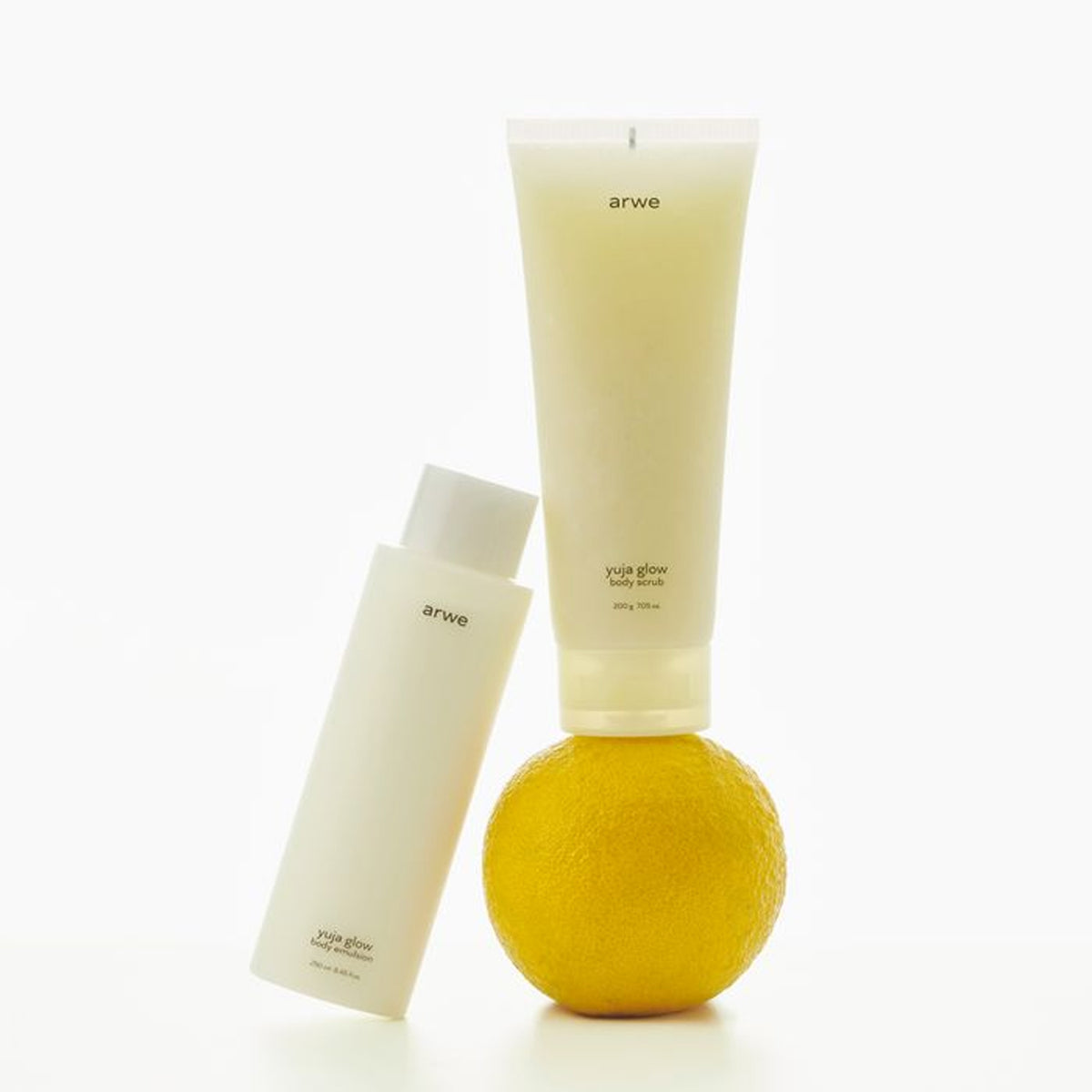 ARWE Yuja Glow Body Scrub 200g & Body Emulsion 250ml Set