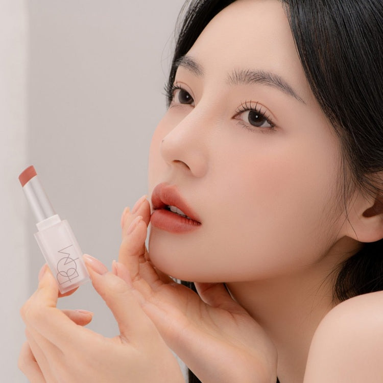 BOM Cosmetic Cloud Blur Lipstick 3.3G 2Colors