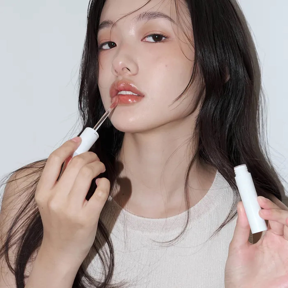 Benuet Lip Gloss 001 2 Colors