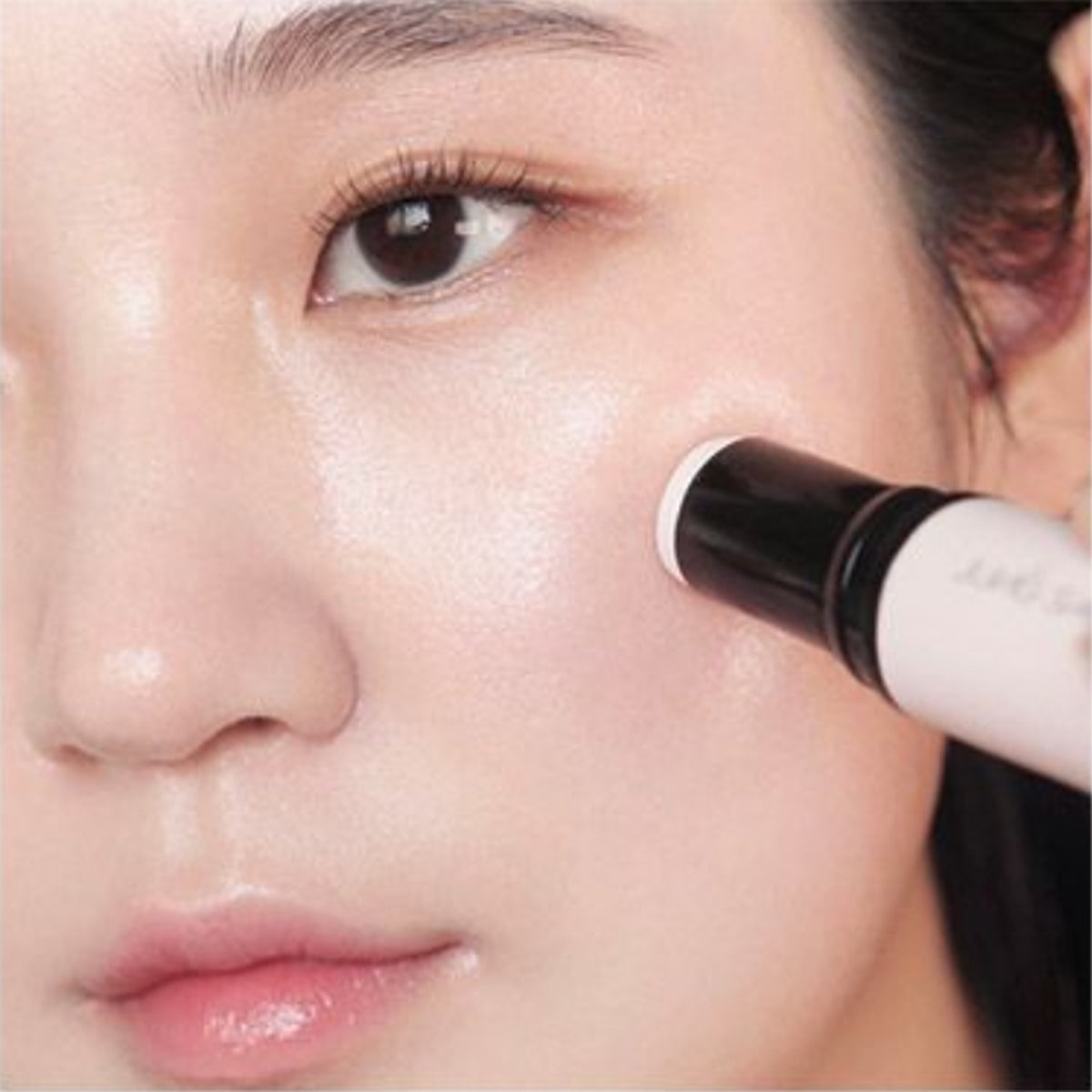 JUNG SAEM MOOL Essential Mool Stick 11g