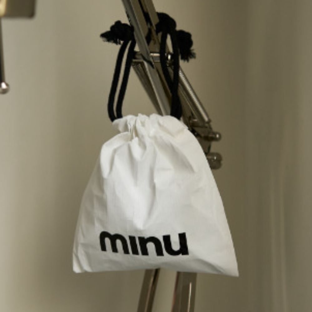 MINU Diffuser Sachet Closet & Car Air Freshener 22g (Choose 1 of 4 Scents)