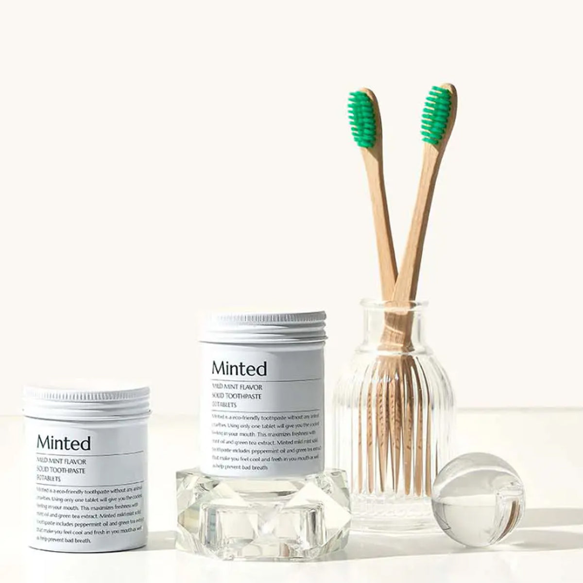 Minted Mild Mint Flavor Solid Toothpaste 90 / 180 Tablets