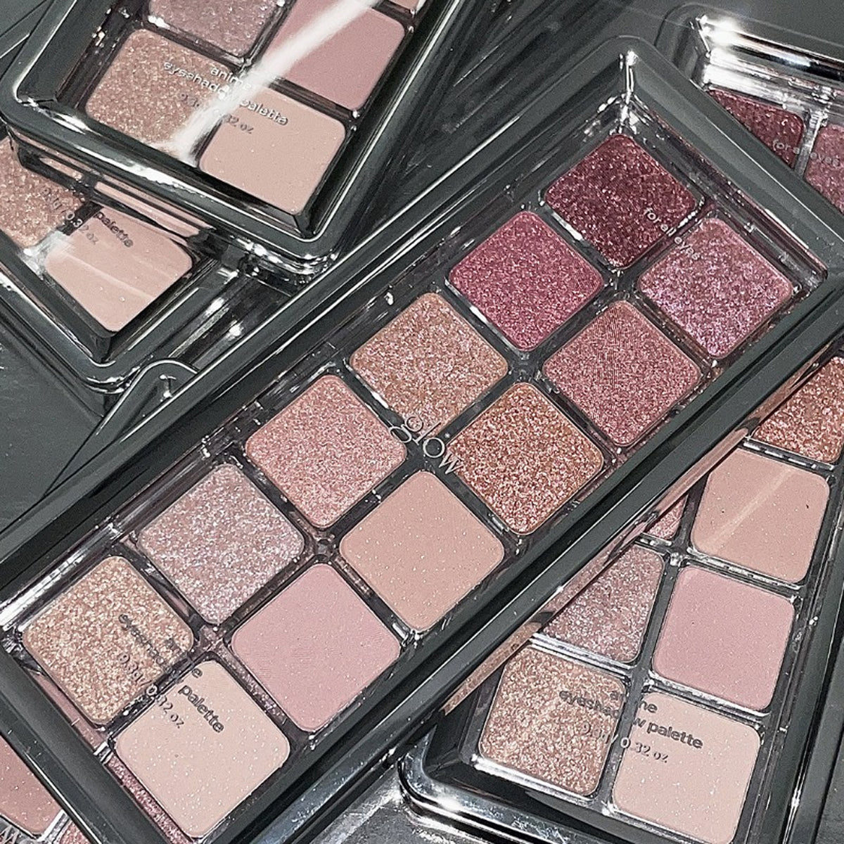 glow Anime Eyeshadow Palette #fullmoon