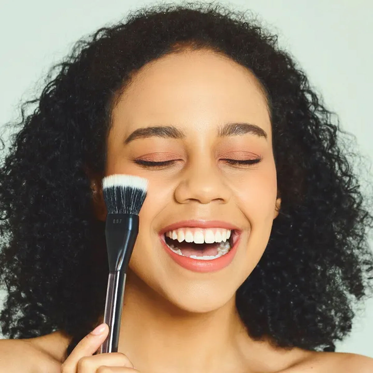 ohgnus 007 Highlighter Brush