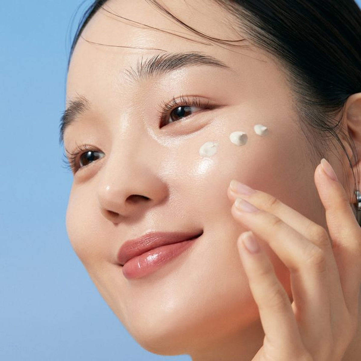 Simplemente trabaja Vegan Milk Tea Day Lotion SPF 50+ PA ++++