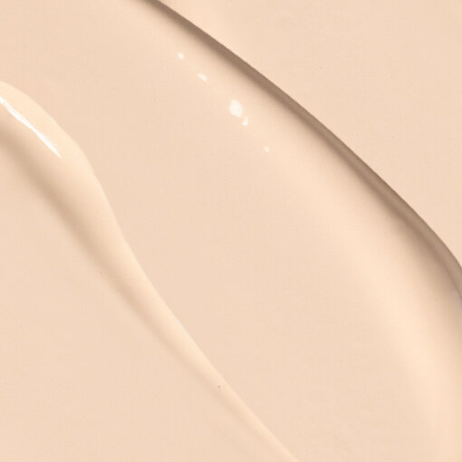 Wakemake Water Velvet Cover Foundation 30ml