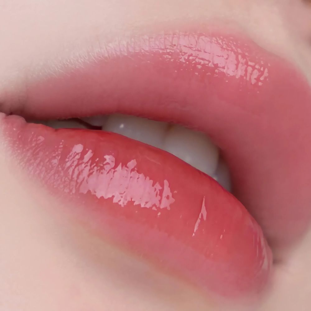 Ameli Narcissism Lip Tint 4.5g in 720 Rose At Night Shade.