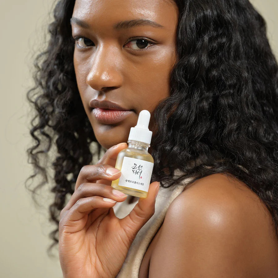 Beauty of Joseon Glow Serum, 30ml, enriched with Propolis and Niacinamide for luminous and revitalized skin.