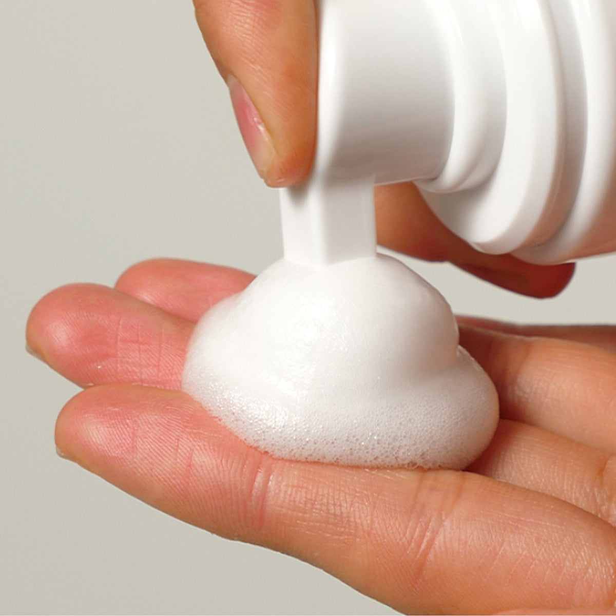 DERMAFIRM Hydra Foaming Cleanser R4 Acne-Free 150ml