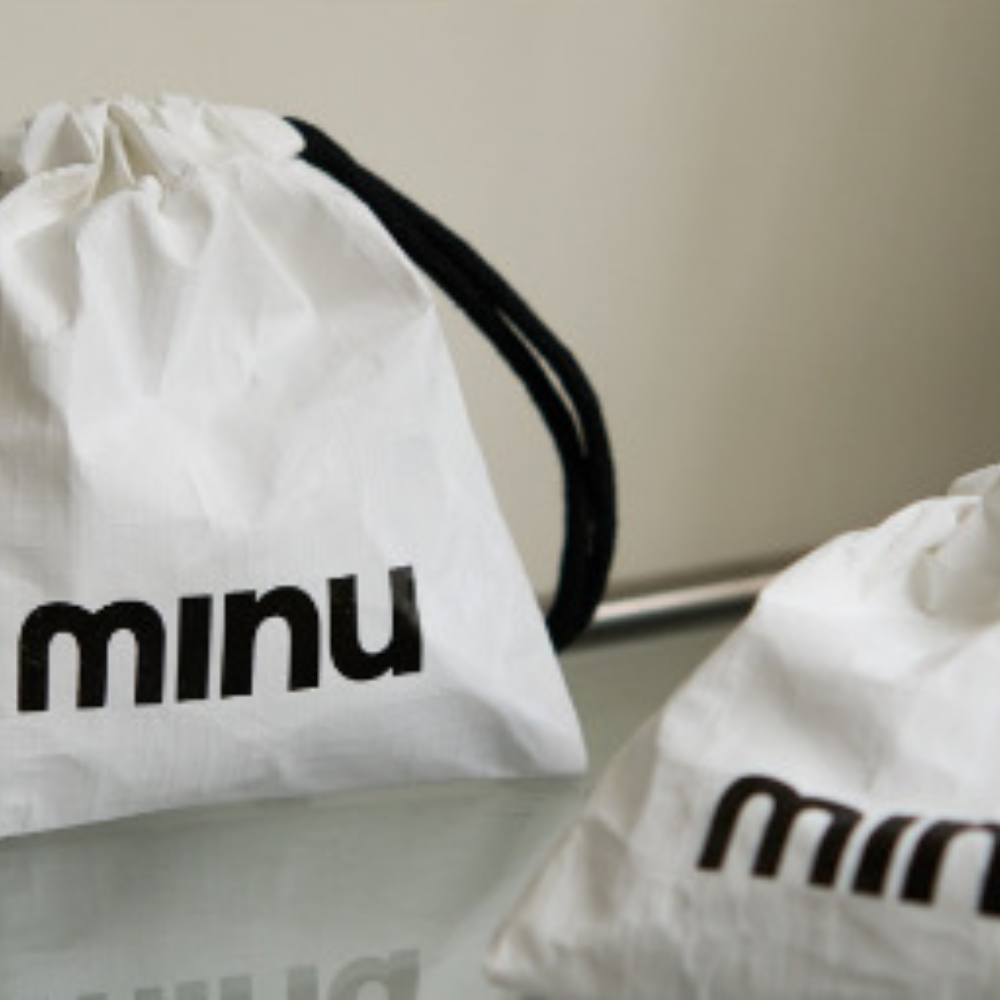 MINU Diffuser Sachet Closet & Car Air Freshener 22g (Choose 1 of 4 Scents)