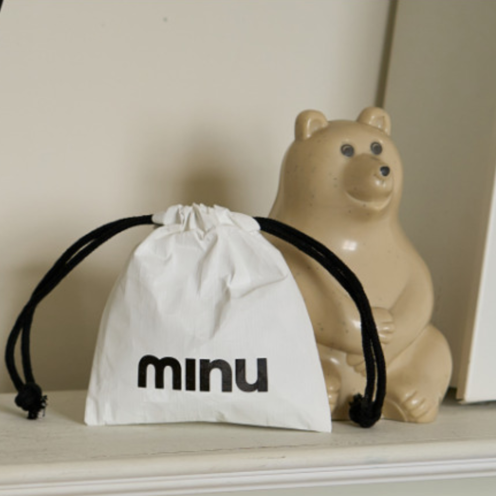MINU Diffuser Sachet Closet & Car Air Freshener 22g (Choose 1 of 4 Scents)