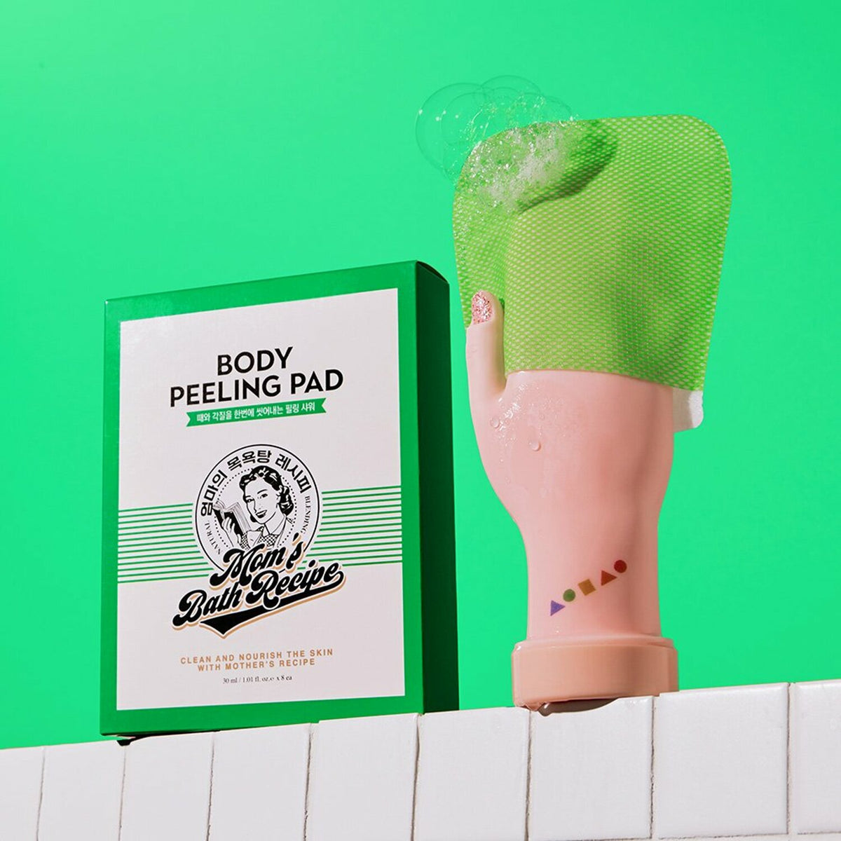 Body peeling pad set with 8 pads, 30ml/25ml each