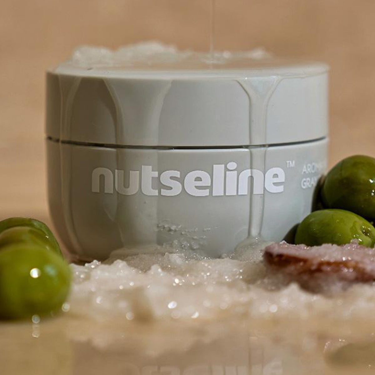 nutseline Aroma Nut Gray Body Scrub 200g