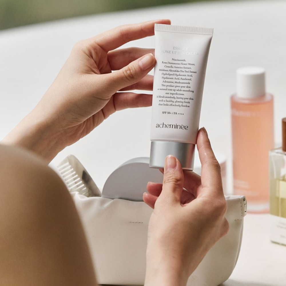 acheminee Essence Tone-Up Sunscreen SPF50+ PA++++ 50ml