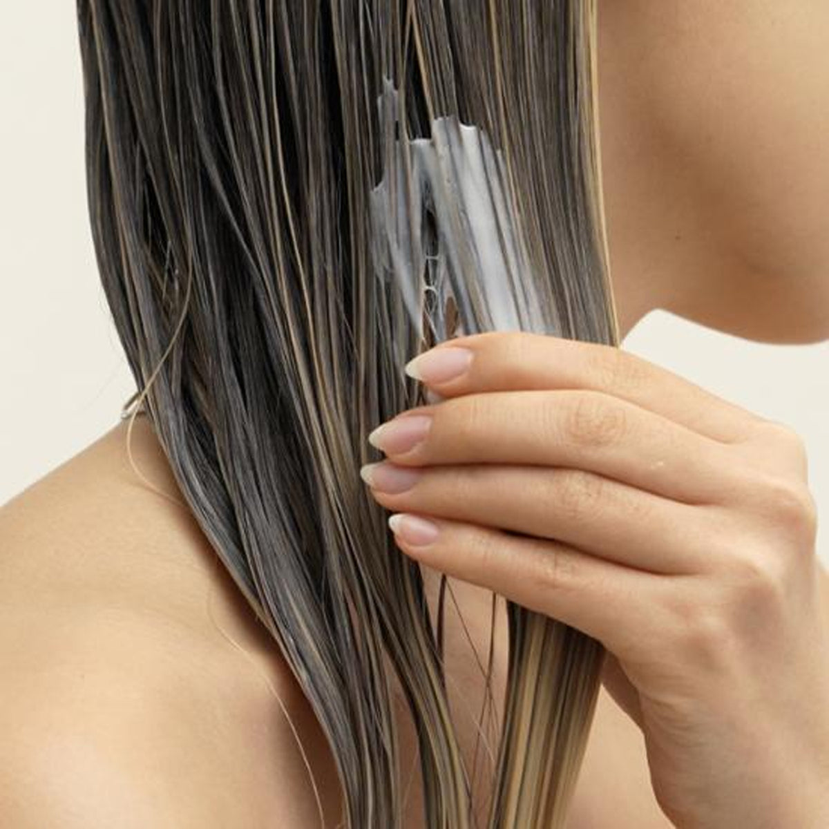 narka Core Rebuild Straight Slick Hair Milk 150ml