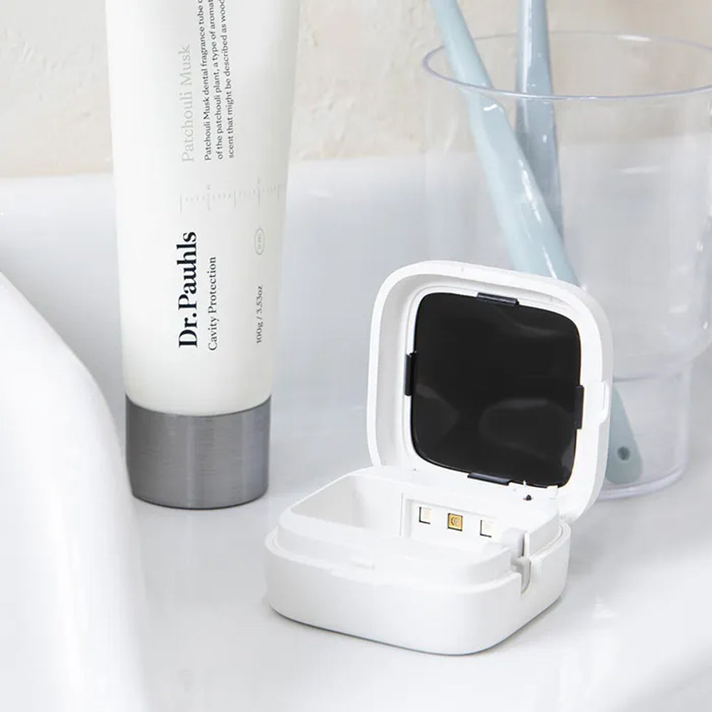 oa Clean-E Pure B Portable Heated Toothbrush Sanitizer