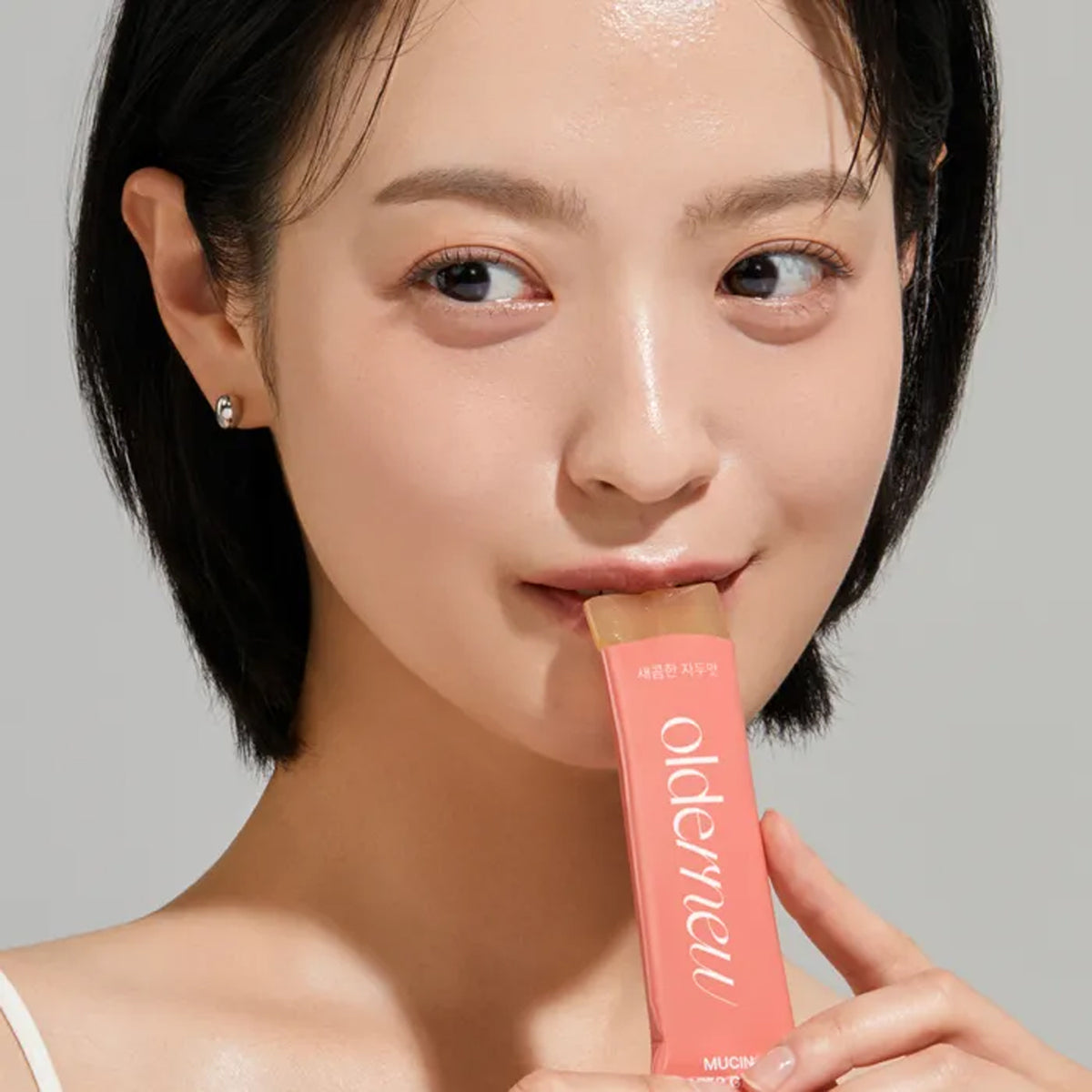 oldernew Mucin Deep Glow (Plum Flavor) - 20g x 40 Sticks (4 Boxes)