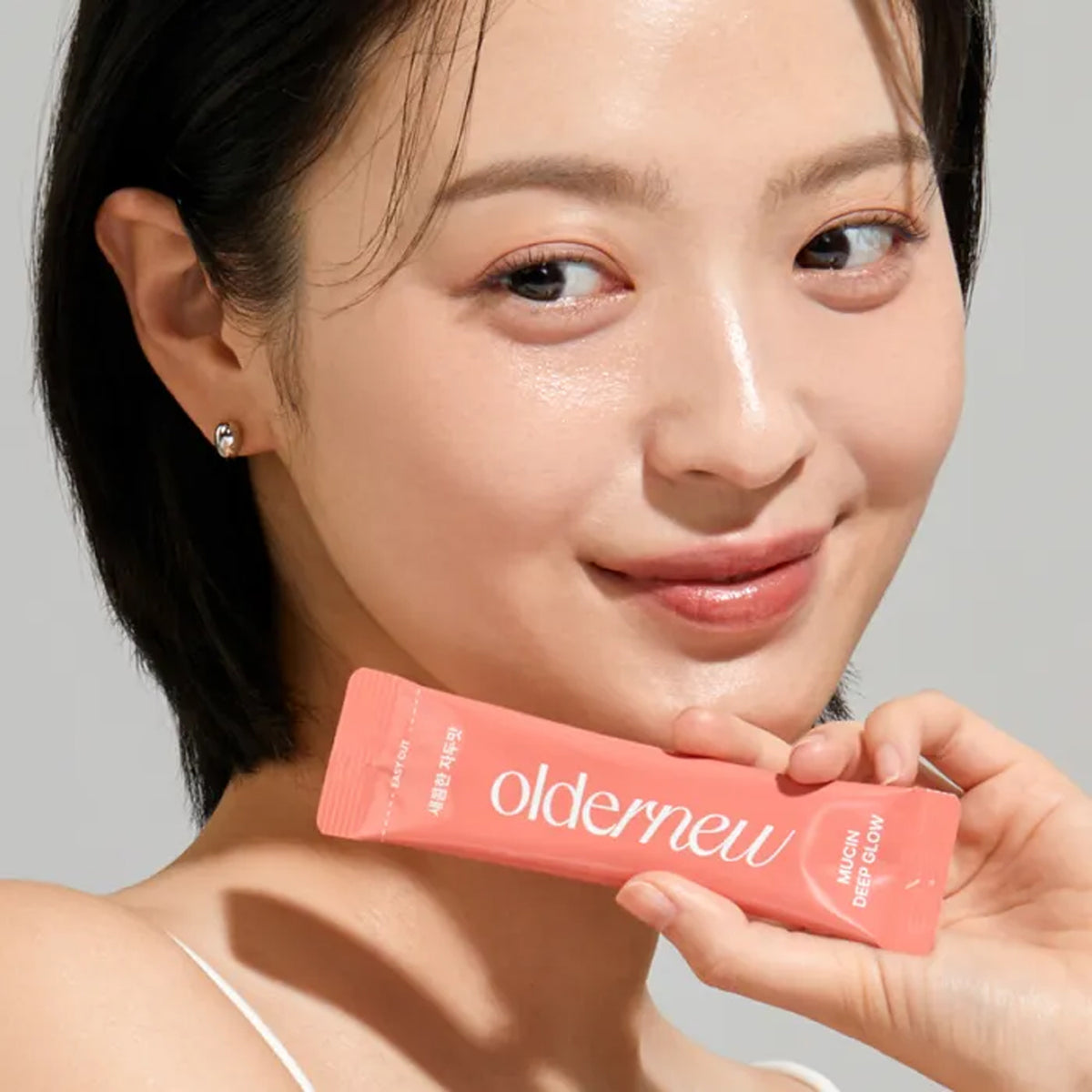oldernew Mucin Deep Glow (Plum Flavor) - 20g x 40 Sticks (4 Boxes)